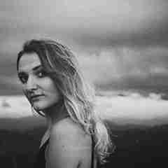 Nur Liebe 2020 Revelle sw